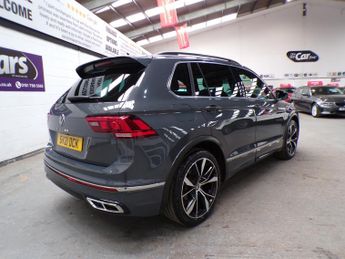 VOLKSWAGEN TIGUAN 1.5 R-LINE TSI DSG 5DR Semi Automatic