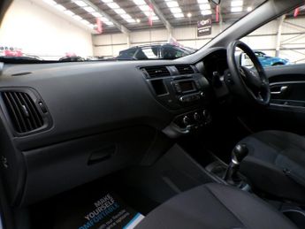 KIA RIO 1.2 1 5DR Manual