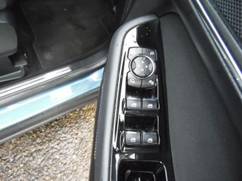 FORD GALAXY 2.0 TITANIUM ECOBLUE 5DR AUTOMATIC