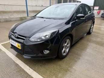 FORD FOCUS 1.6 ZETEC NAVIGATOR TDCI 5DR Manual