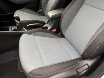 HYUNDAI I20 1.2 MPi PREMIUM 5DR Manual