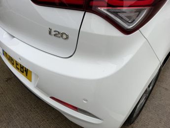 HYUNDAI I20 1.2 MPi PREMIUM 5DR Manual