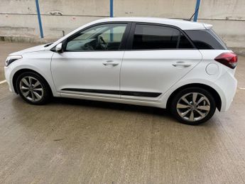 HYUNDAI I20 1.2 MPi PREMIUM 5DR Manual