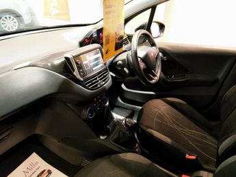 PEUGEOT 208 1.2 ACTIVE 5DR Manual