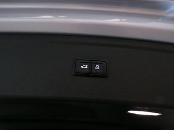 AUDI Q5 2.0 TDI QUATTRO S LINE 5DR Semi Automatic