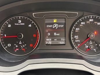 AUDI Q3 DIESEL ESTATE 2.0 TDI QUATTRO SE 5DR Semi Automatic