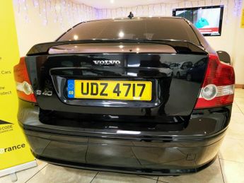 VOLVO S40 2.0 SE SPORT D 4DR Manual