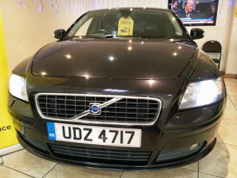 VOLVO S40 2.0 SE SPORT D 4DR Manual