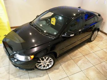 VOLVO S40 2.0 SE SPORT D 4DR Manual