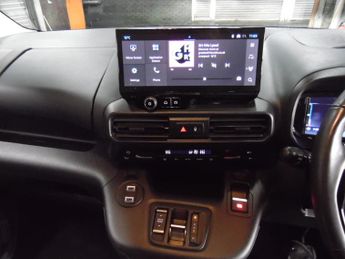 CITROEN BERLINGO 1.5 BLUEHDI MAX M S/S EAT8 AUTOMATIC