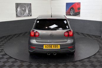 VOLKSWAGEN GOLF 3.2 V6 R32 DSG 4Motion