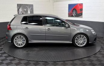 VOLKSWAGEN GOLF 3.2 V6 R32 DSG 4Motion