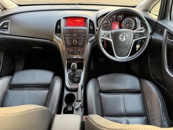 VAUXHALL ASTRA 1.7 ELITE CDTI ECOFLEX S/S 5DR
