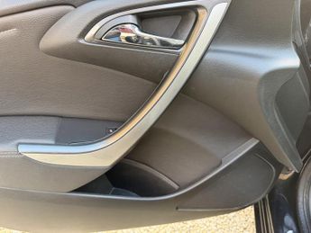 VAUXHALL ASTRA 1.7 ELITE CDTI ECOFLEX S/S 5DR