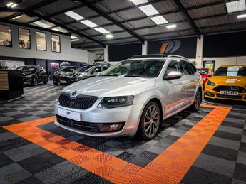 Skoda Octavia 2.0 LAURIN AND KLEMENT TDI CR DSG 5DR Semi Automatic