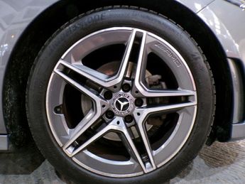 MERCEDES-BENZ A-CLASS 1.3 A 200 AMG LINE EXECUTIVE 5DR Automatic