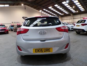 HYUNDAI I30 1.6 ACTIVE BLUE DRIVE CRDI 5DR Manual