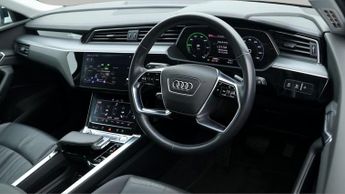 Audi e-tron QUATTRO BASE
