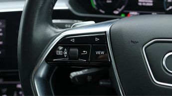 Audi e-tron QUATTRO BASE
