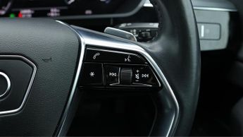 Audi e-tron QUATTRO BASE