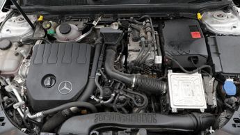 Mercedes-Benz CLA CLA 250 E AMG LINE PREMIUM PLUS