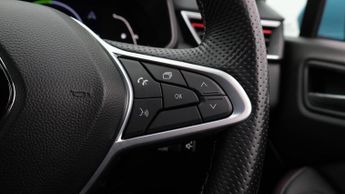 Renault Clio RS LINE E-TECH