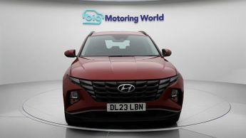 Hyundai TUCSON T-GDI SE CONNECT DCT