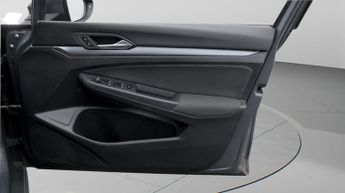 Volkswagen Golf ACTIVE ETSI DSG