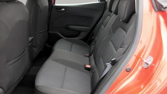 Renault Clio EVOLUTION E-TECH