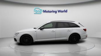 Audi A4 Avant AVANT TFSI S LINE BLACK EDITION