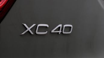 Volvo XC40 RECHARGE TWIN AWD