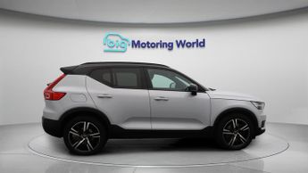 Volvo XC40 RECHARGE T5 R-DESIGN