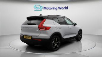 Volvo XC40 RECHARGE T5 R-DESIGN