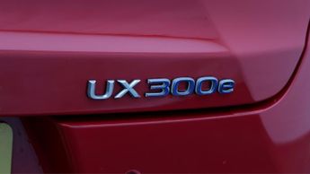 Lexus UX 300E