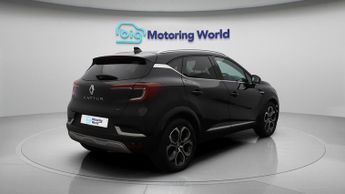 Renault Captur TECHNO E-TECH