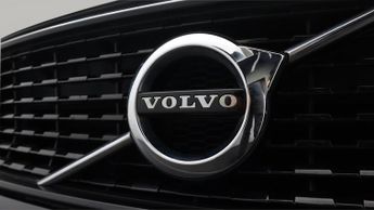 Volvo XC40 B4 R-DESIGN