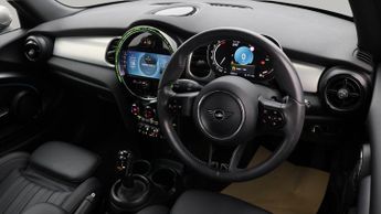 MINI Hatch COOPER EXCLUSIVE