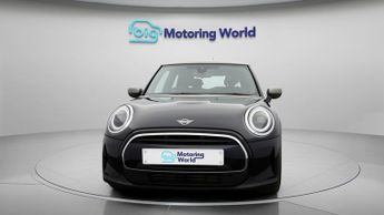 MINI Hatch COOPER EXCLUSIVE