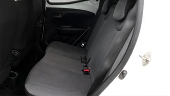 Toyota AYGO VVT-I X-TREND TSS