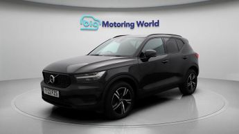 Volvo XC40 T3 R-DESIGN