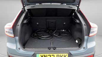 Volvo C40 RECHARGE PRO TWIN AWD