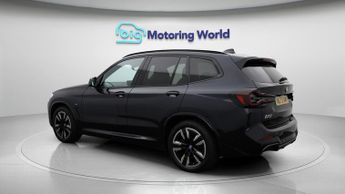 BMW iX3 M SPORT