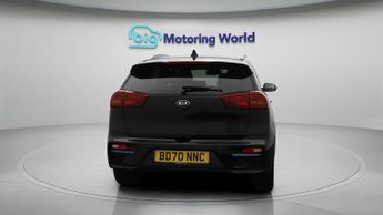 Kia Niro 4 PLUS