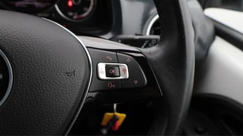 Volkswagen e-up! E-UP