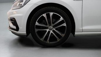 Volkswagen Golf R-LINE TDI DSG