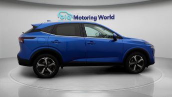 Nissan Qashqai DIG-T N-CONNECTA DCT