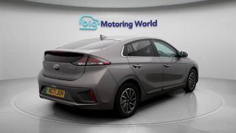 Hyundai IONIQ PREMIUM SE