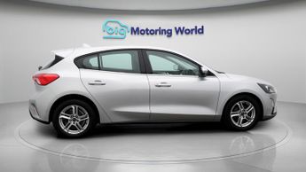 Ford Focus ZETEC EDITION