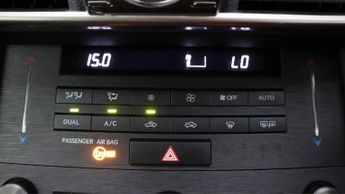 Lexus IS 300H