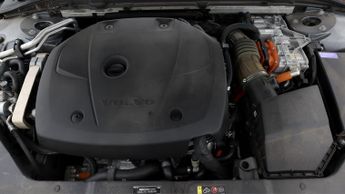 Volvo S60 T8 TWIN ENGINE R-DESIGN PLUS AWD